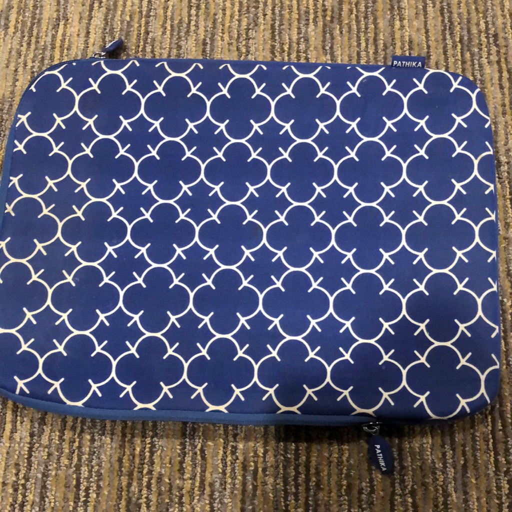 Computer Case (15 Inch)